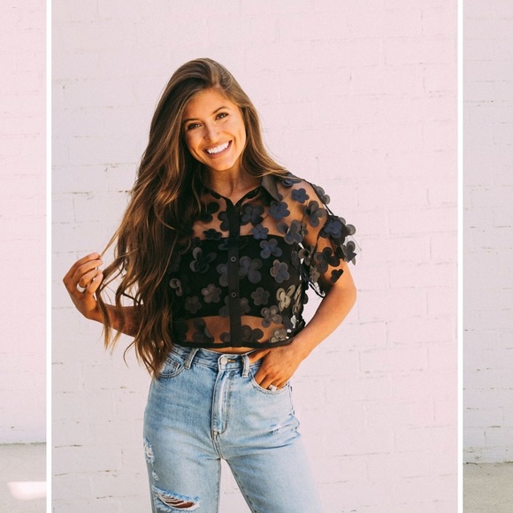 Flower patch top - Picture 2 of 2